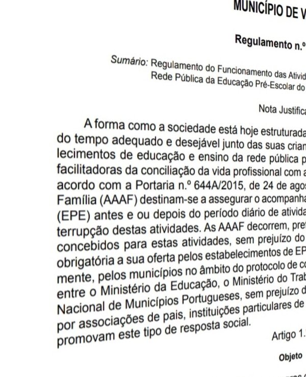 Documento oficial do Município de Valongo sobre regulamentação de atividades de apoio à família.