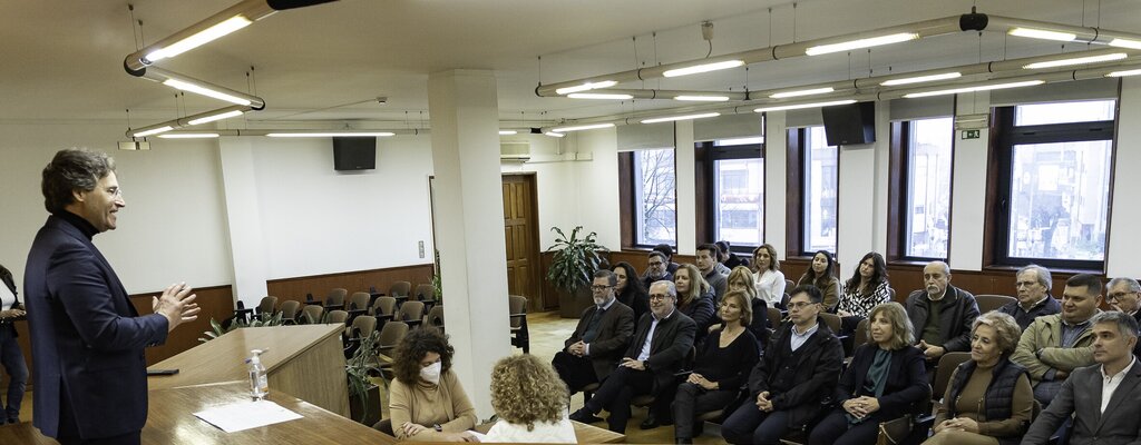 Município de Valongo assume competências na área da Ação Social e celebra protocolos com IPSS par...