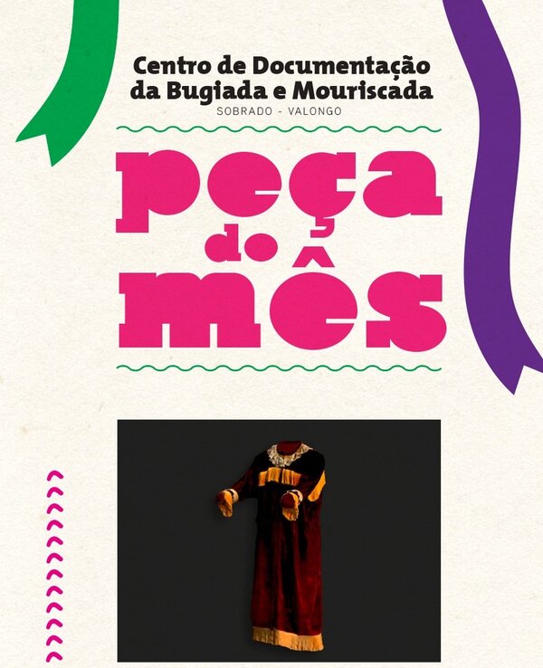 Imagem de um vestido tradicional com detalhes em vermelho e dourado.