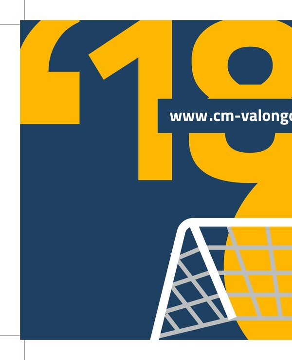 Capa da Agenda Desportiva 2018 com elementos de desporto e logo da Câmara Municipal de Valongo.