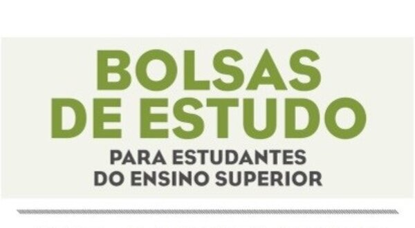 Cartaz sobre bolsas de estudo para estudantes do ensino superior em Valongo.
