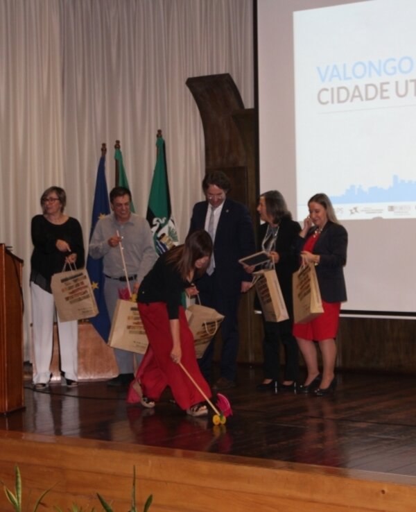 Valongo  cidade utopica 4145 xl 1 600 738