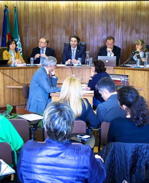 Reuni o de c mara 1 600 738