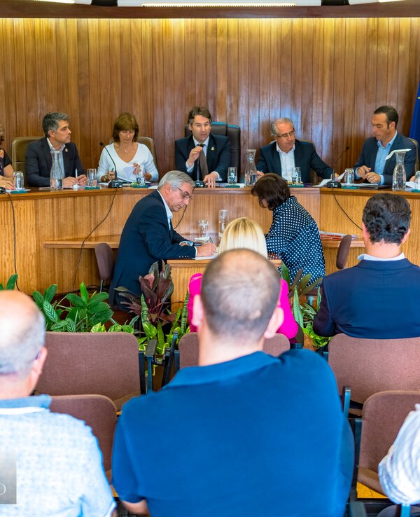 Reuni o p blica 1 600 738