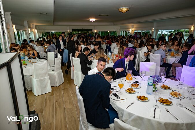 Três centenas de jovens assinalaram fim do ensino secundário com Baile de Finalistas