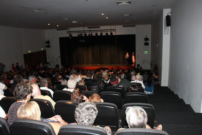 Centenas de seniores comemoraram Dia Internacional da Pessoa Idosa 